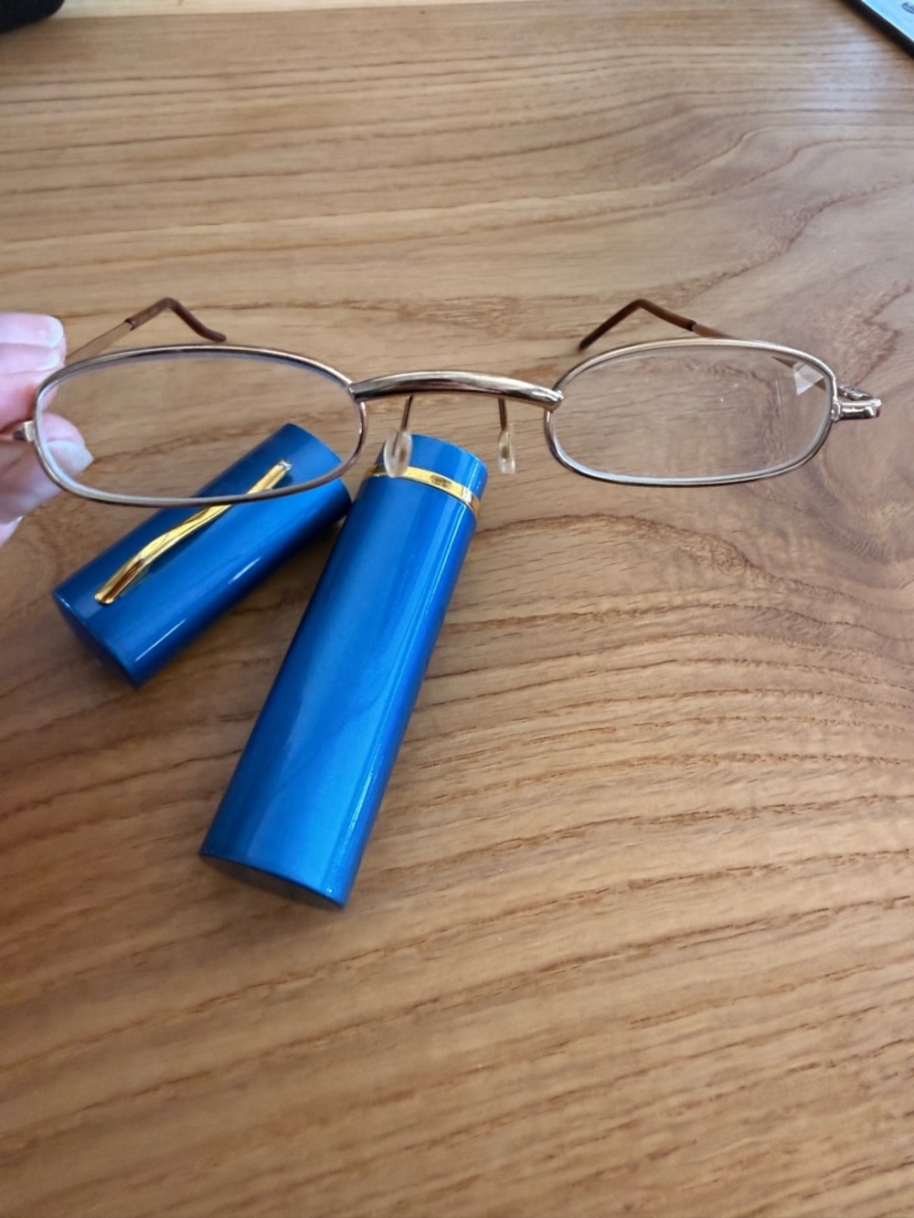 🔥 Closet Sale — 3 for $25 / 5 for $40 Gold Metal Rim Reading Glasses +3.0